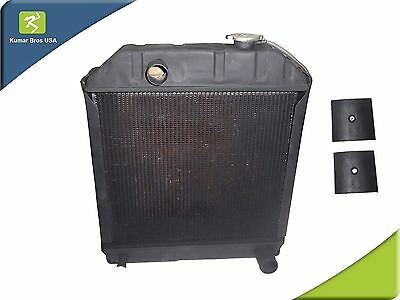 New Ford Tractor "c7nn8005h"radiator 2000 2600 3000 3600 4000 & 2 Mounting Pads